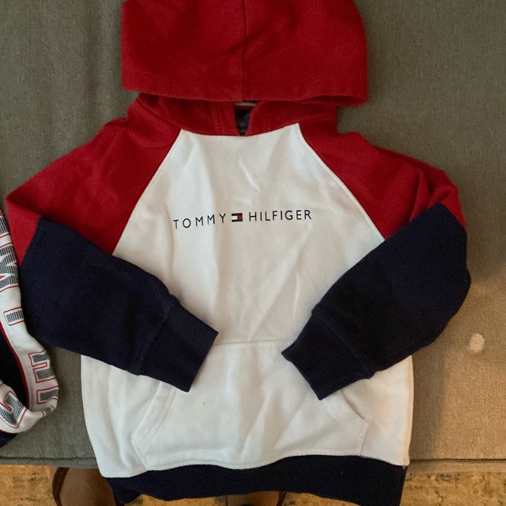 Tommy Hilfiger sweatshirt and pant set
